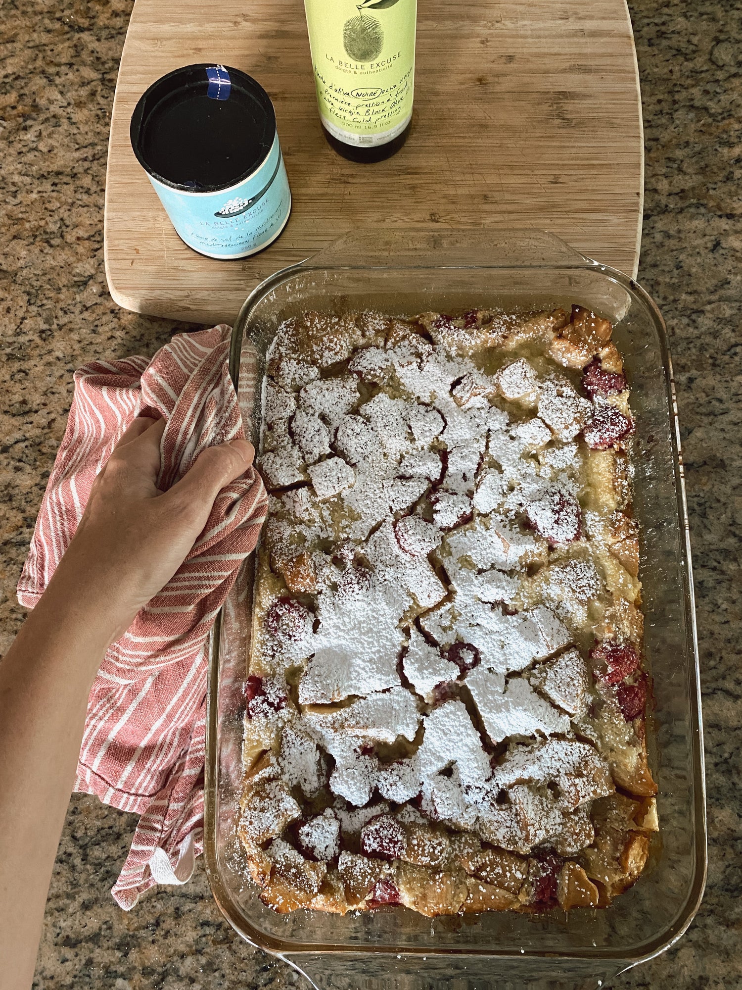 Apple and raspberry Crouscake