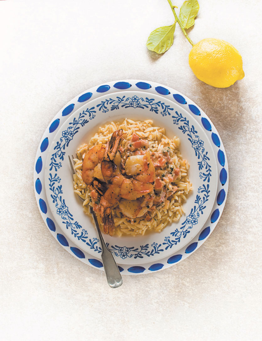 Skillet shrimps with mint, tomatoes and feta cheese
