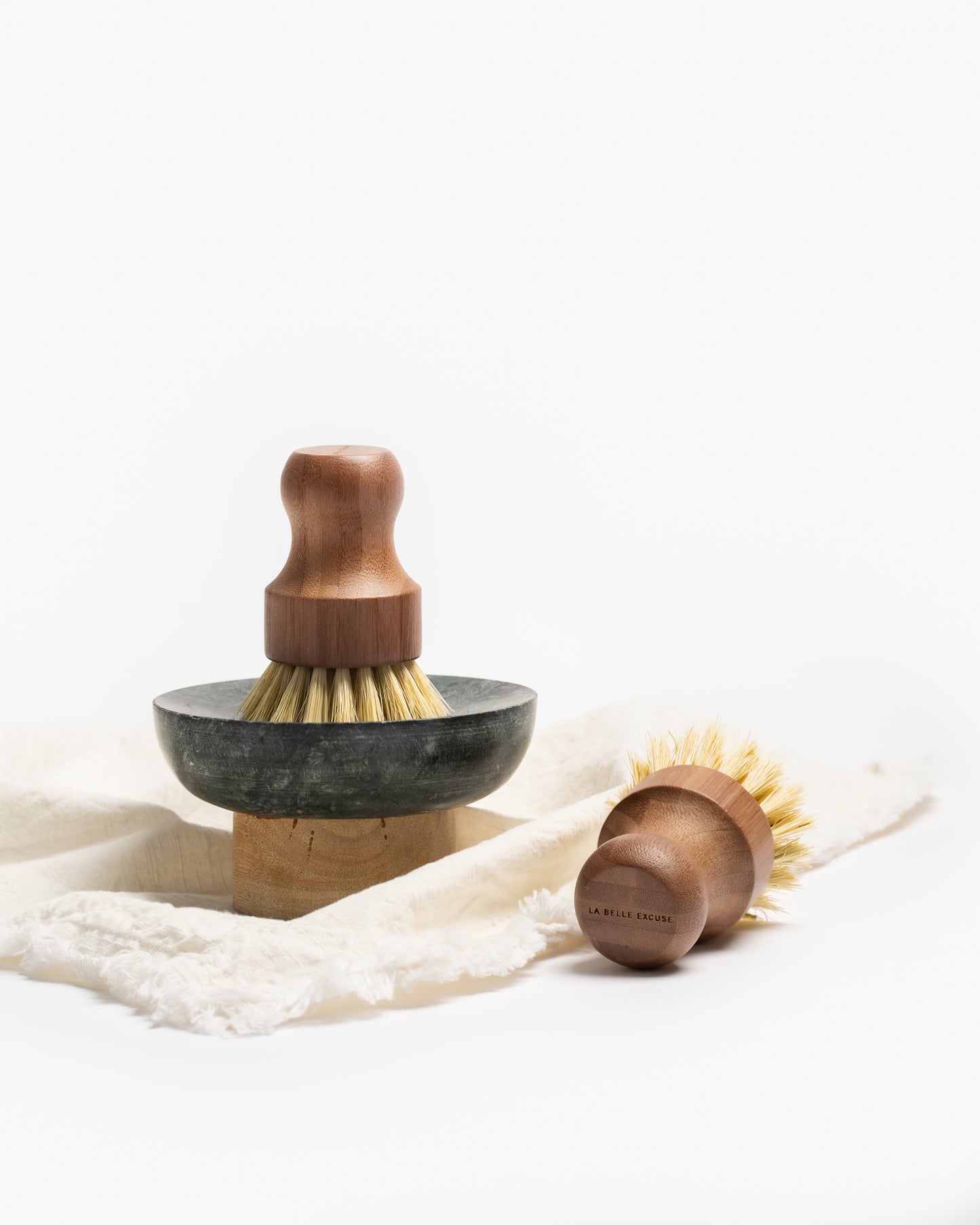 Brosse à récurer en bois