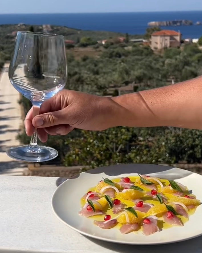 Bonito crudo by Laurent Dagenais