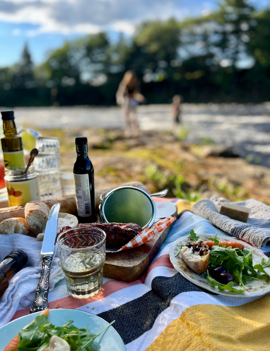 Summer at the Cottage : Eat Well with Zero Fuss