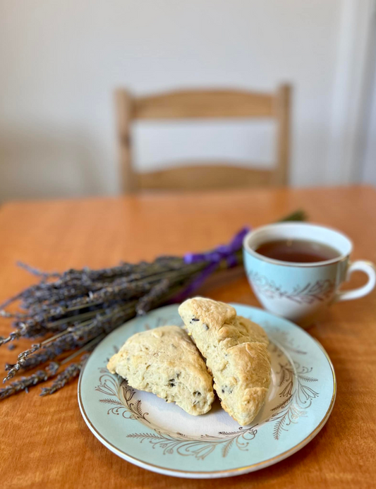 Scones: Featured Snack for the English Picnic!