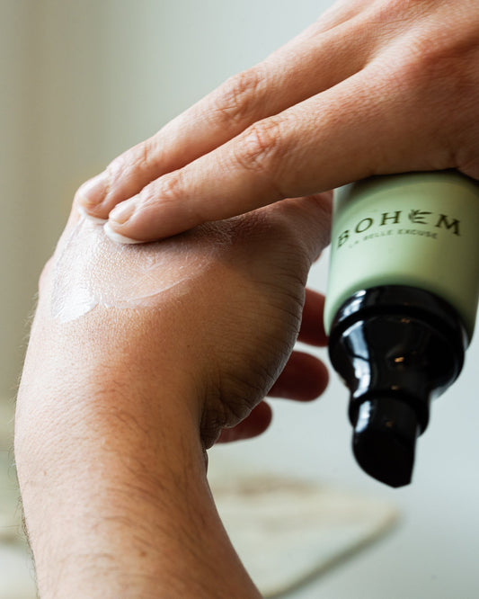 How to soothe reactive skin in winter: redness, tightness and dryness