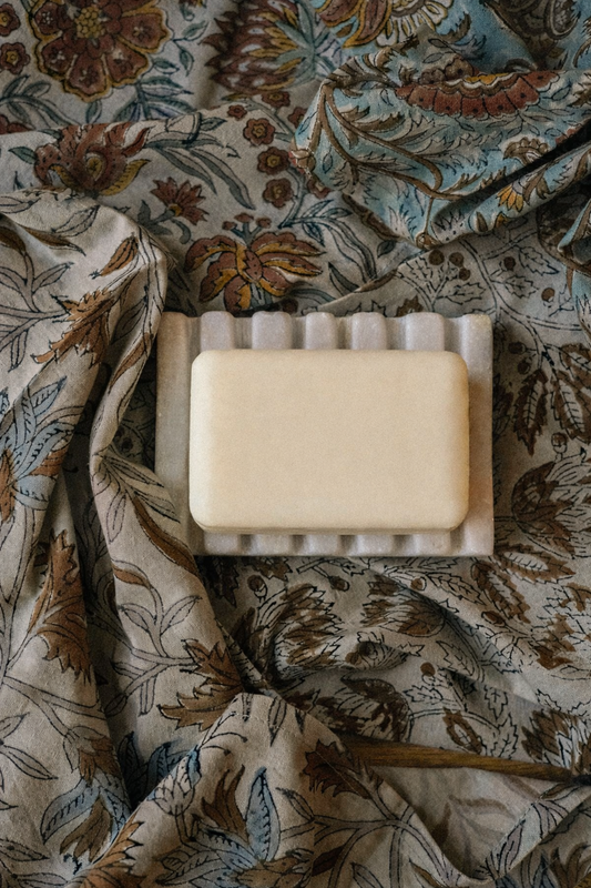 Porte-savon en marbre festonné