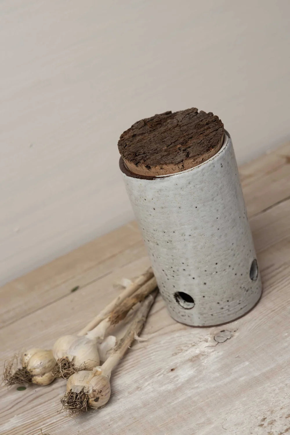 Large Garlic Keeper
